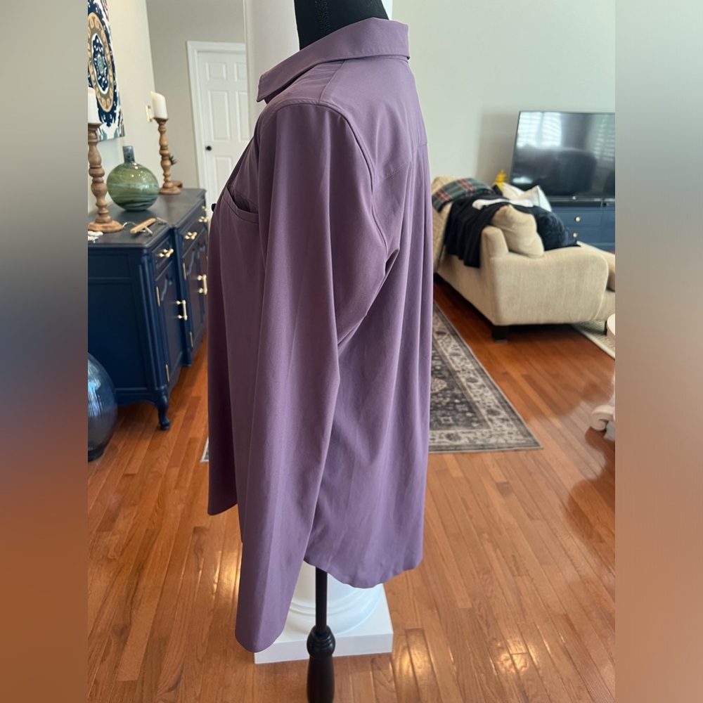 Athleta Button Down Stretch Tech Blouse Nwot Size… - image 3